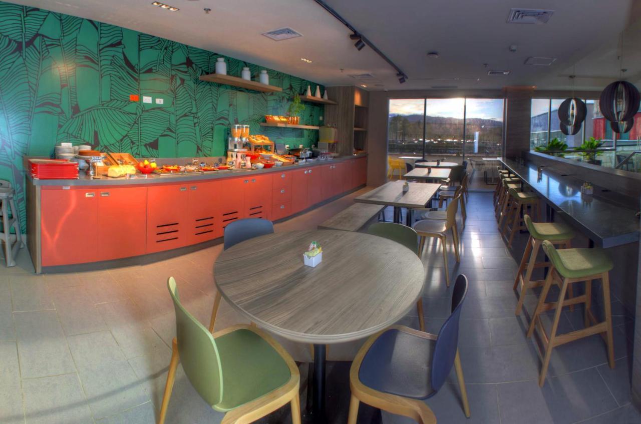 Ibis Apartadó Extérieur photo